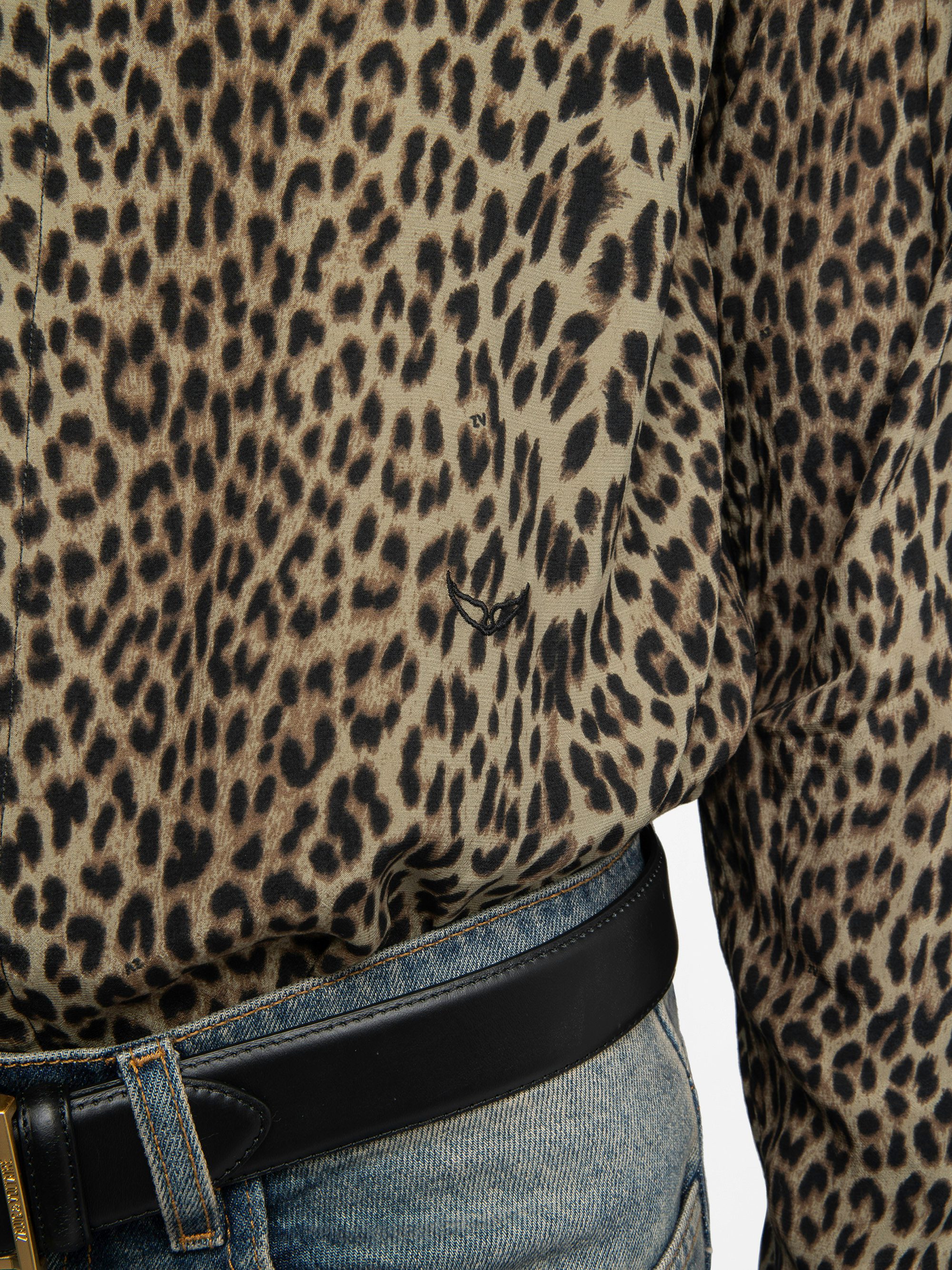 Tyric Shirt - Viscose shirt with leopard print, long sleeves and button fastening.